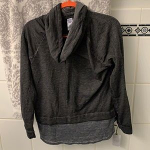 Thin sweatshirt